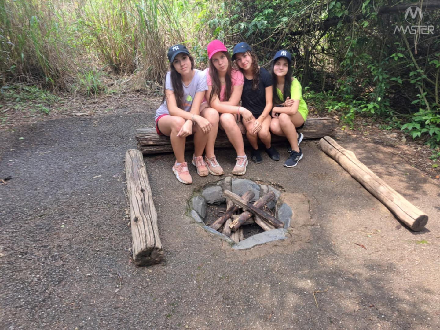 WhatsApp Image 2023-10-12 at 11.10.49 WhatsApp Image 2023-10-12 at 11.10.49