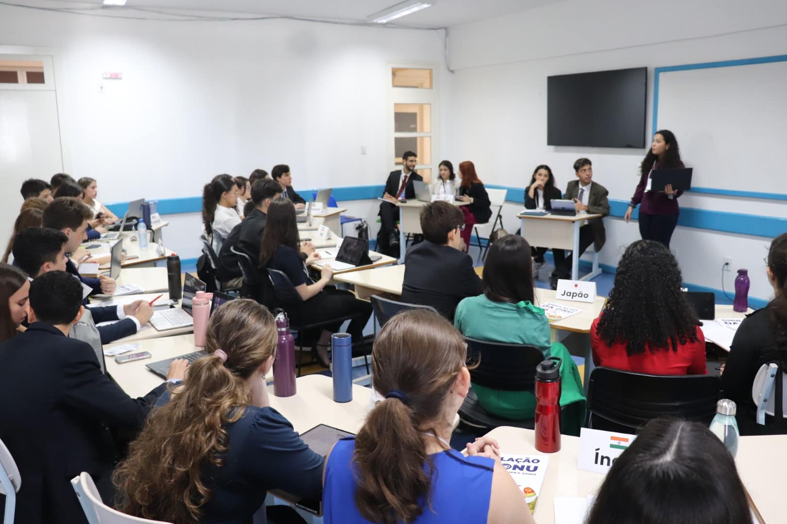 IMG_3986 (Grande) IMG_3986 (Grande)