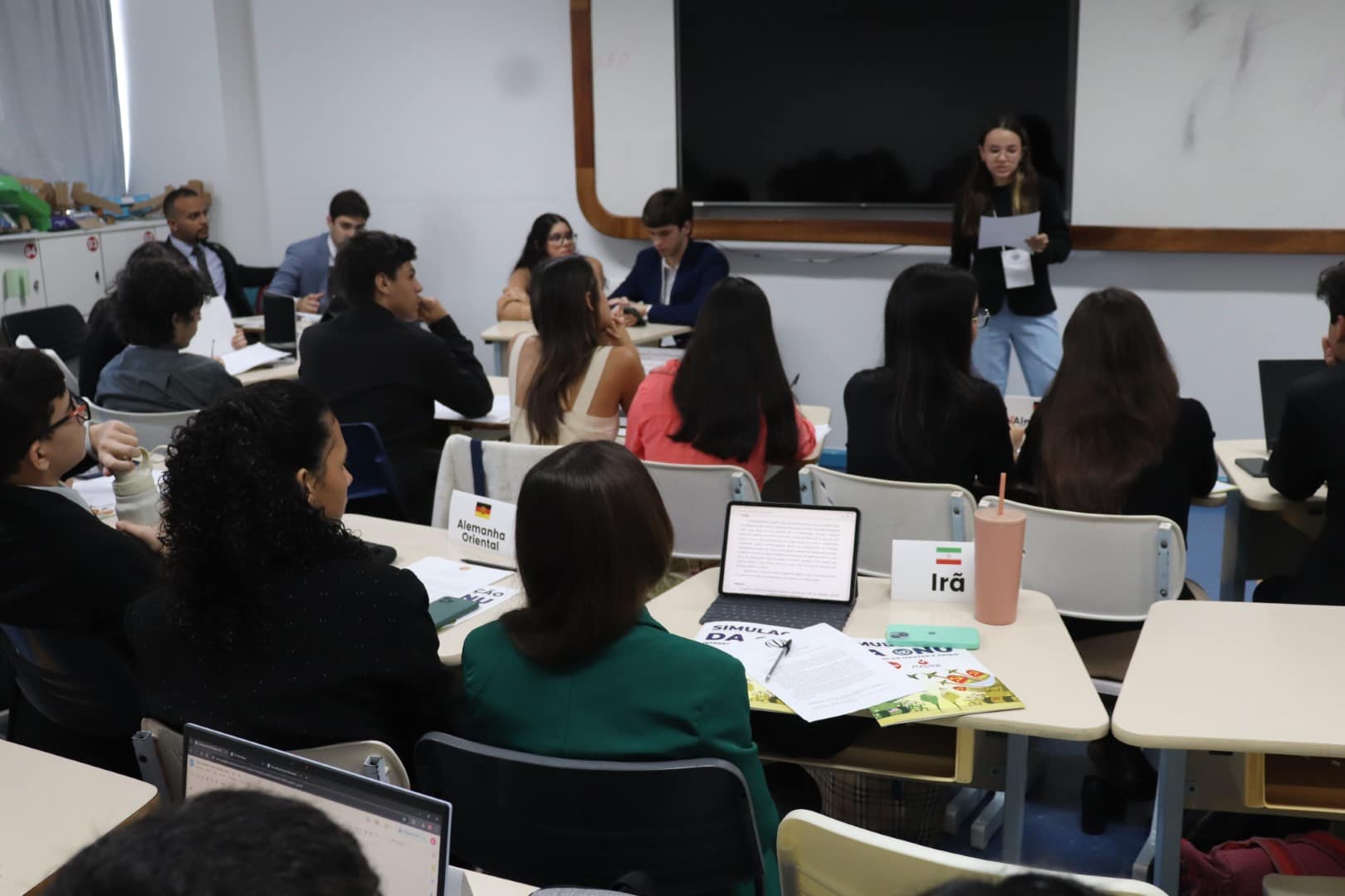 IMG_4010 (Grande) IMG_4010 (Grande)