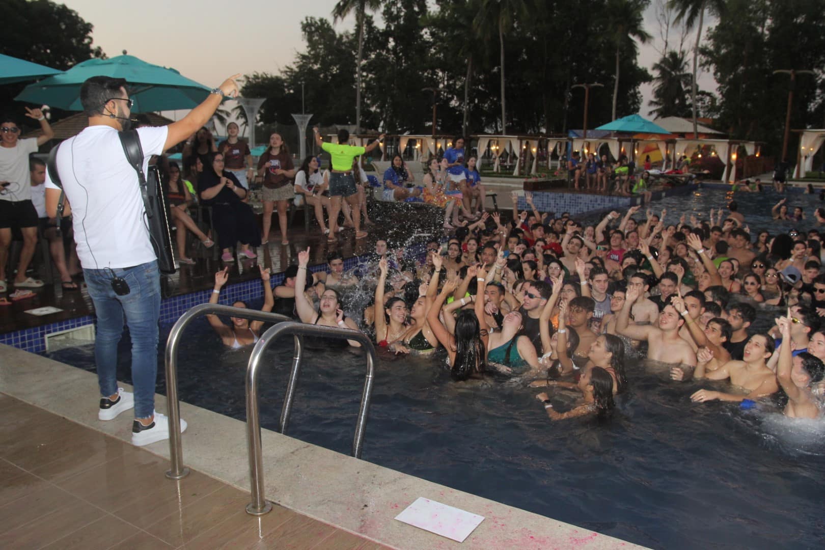 Gincana Ensino Médio_Victor Caldas (126) Gincana Ensino Médio_Victor Caldas (126)